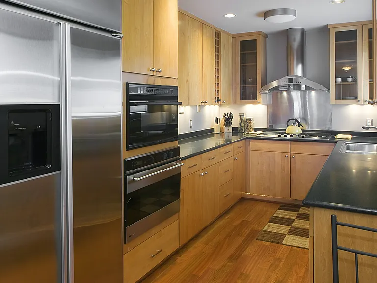 3126 Scott St #5 — Photo 11