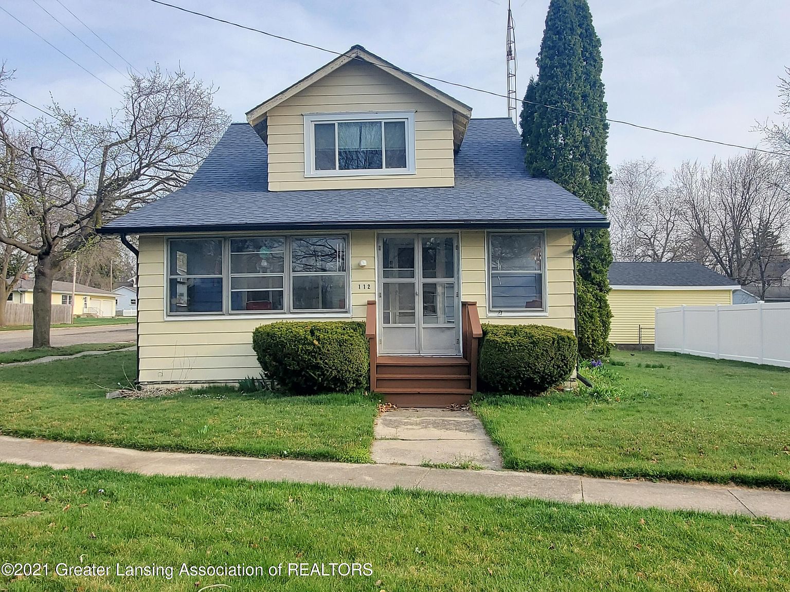 112 Washington St, Leslie, MI 49251 Zillow