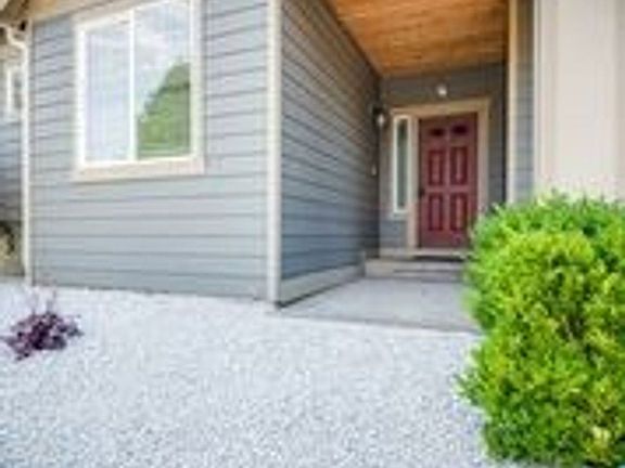 4th image of 1228 186th Street Ct E