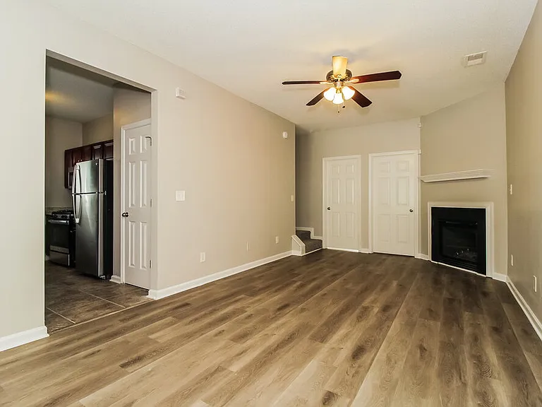 2264 Crossrail Dr — Photo 6