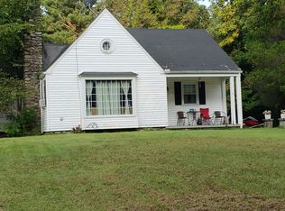 11 Mason Rd, Dudley, MA 01571