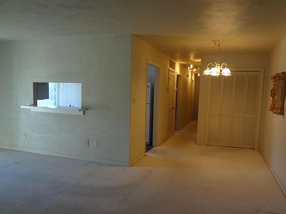 2nd image of 2300 Wood Gate Ln
