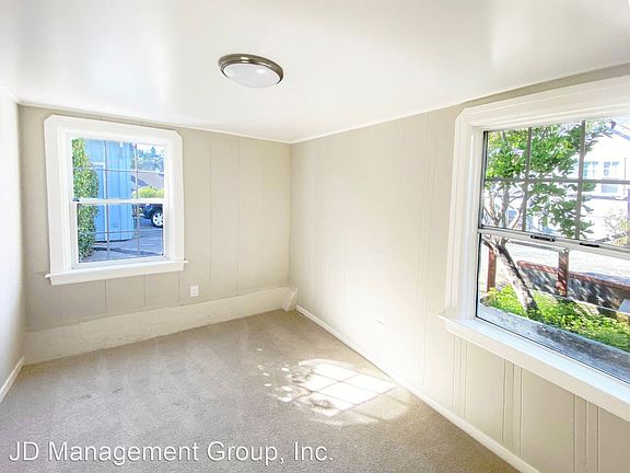 4th image of 51 Lomita Dr #2