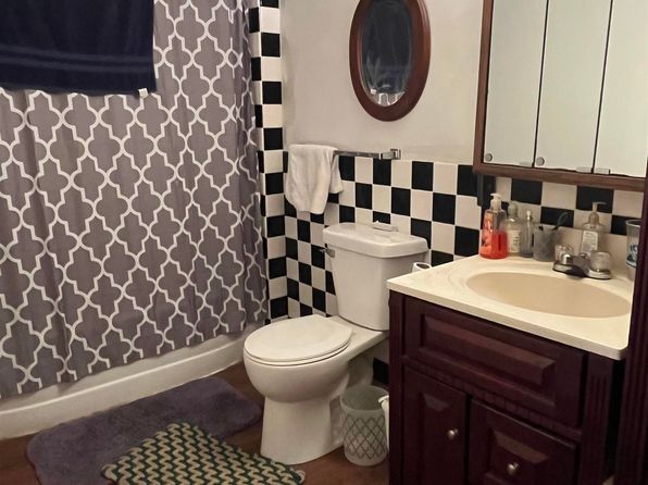 102 Killarney St, Melrose, IA 52569