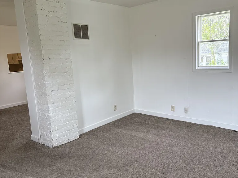 5009 Hoagland Ave — Photo 3