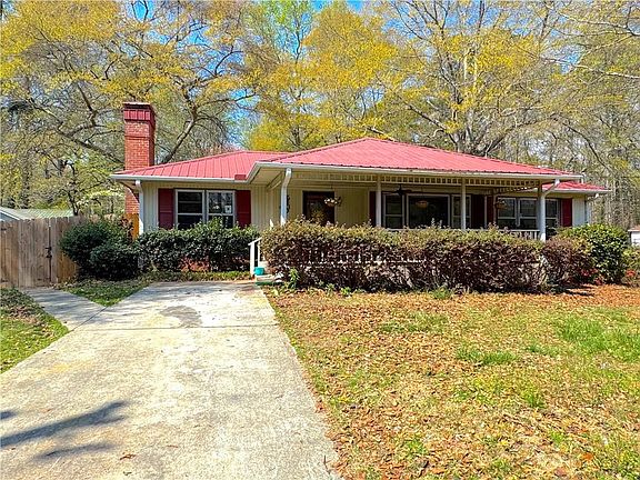 3rd image of 6383 Arthur Dr