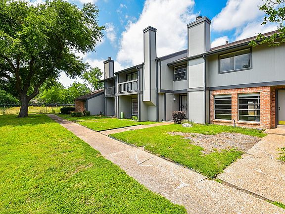 3rd image of 5809 Village Forest Ct