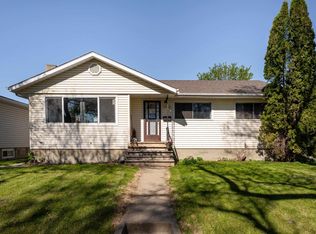 11910 43rd St NW, Edmonton, AB T5W 2P6