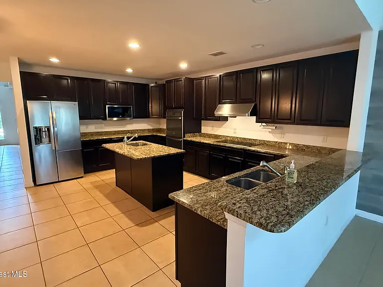 4121 Masira Ct — Photo 5