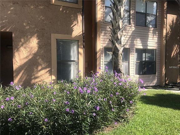 2nd image of 2911 Antique Oaks Cir #115