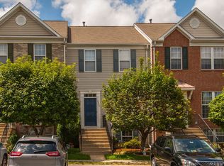 45562 Grand Central Sq, Sterling, VA 20166