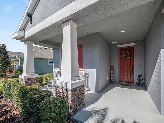 3rd image of 33167 Whisper Pointe Dr