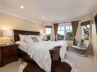 12150 S El Monte Rd, Los Altos Hills, CA 94022