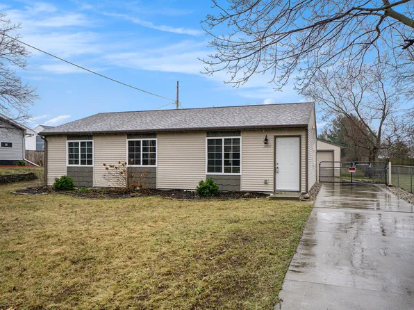 24341 W McGillen Ave, Mattawan, MI 49071