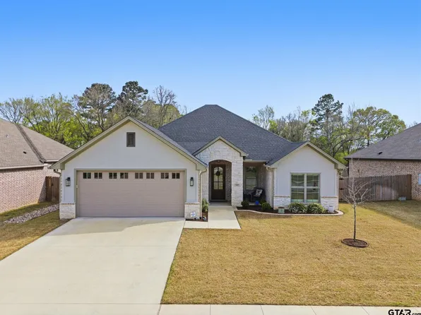 416 Deer Point Cv, Chandler, TX 75758