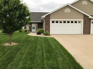 951 Commercial St, Lisbon, IA 52253