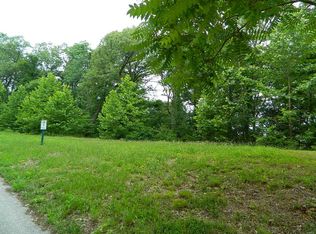 703 Forest Circle Trail Rd, Ballwin, MO 63021