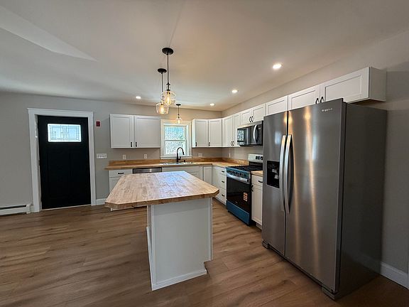 4th image of 9 Raspberry Hill Road