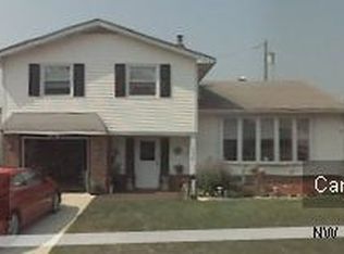 1038 Camas Dr, Philadelphia, PA