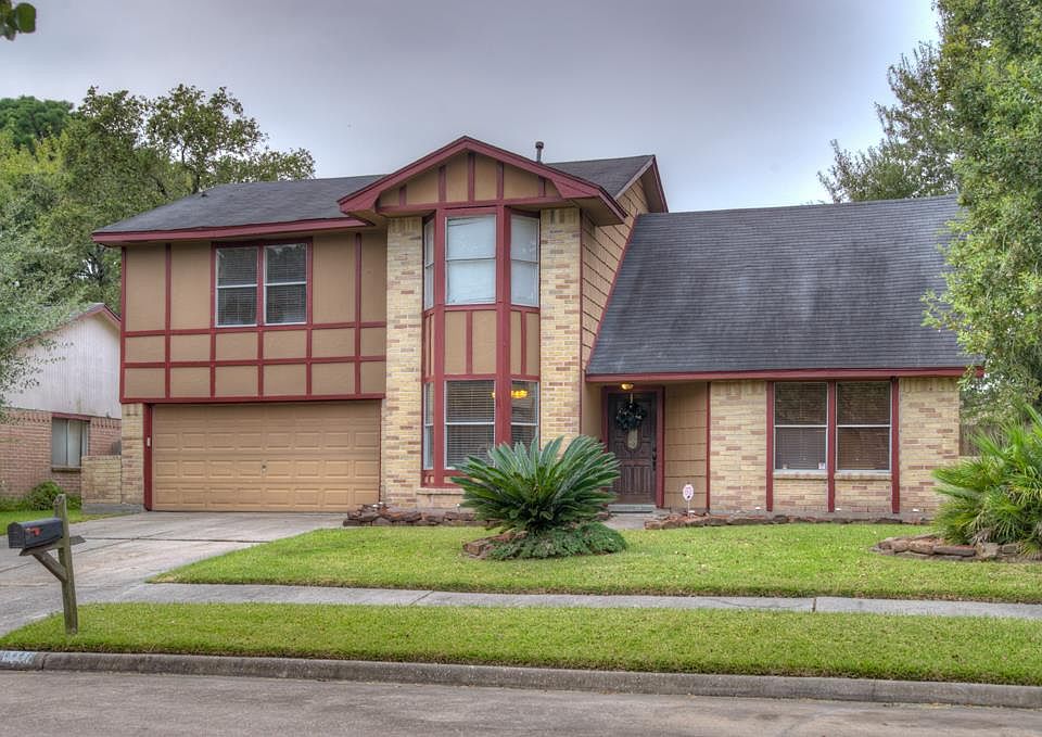 2nd image of 20037 Misty Pines Dr