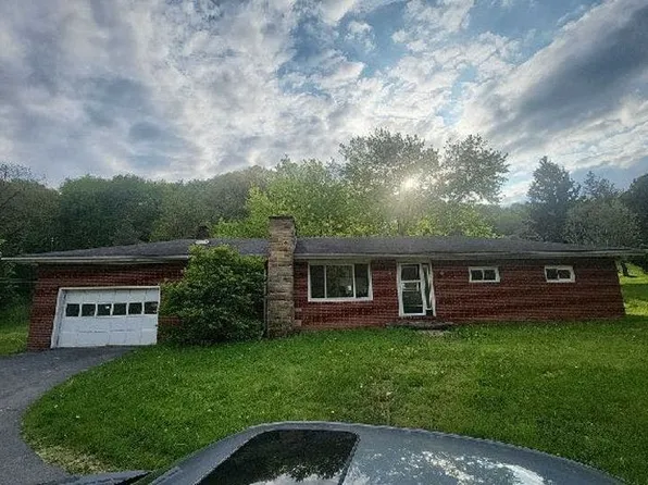 692 Mount Joy Rd, Clearfield, PA 16830