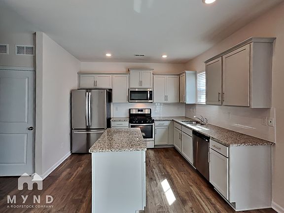 5th image of 127 Neill Estate Ln