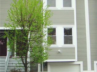 153 Doyle Ave APT B, Providence, RI 02906