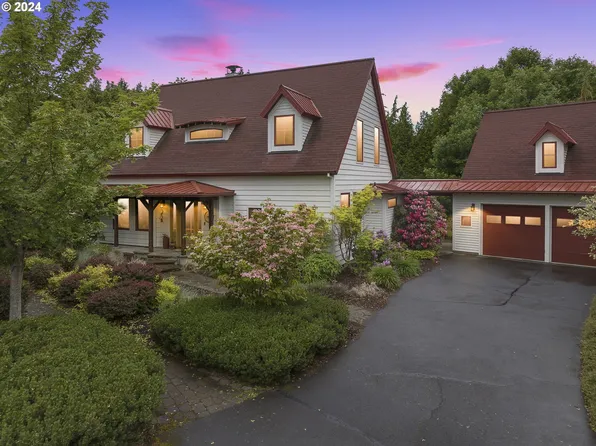 530 Nina Ln, Hood River, OR 97031