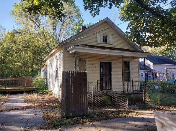 1810 Carroll St, Saginaw, MI 48601