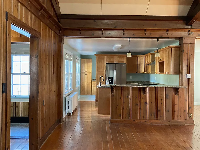 271 Cazenovia St #5 — Photo 9