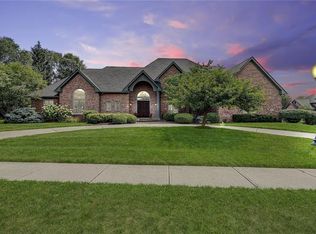 10535 Chatham Ct, Carmel, IN 46032