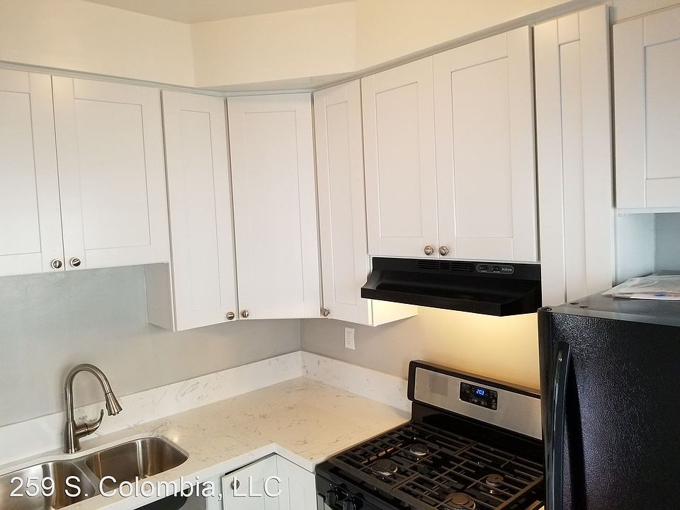 1st image of 259 Columbia Ave APT 2