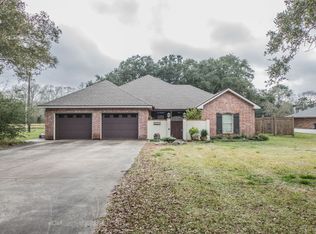 4128 Veterans Memorial Dr, Abbeville, LA 70510