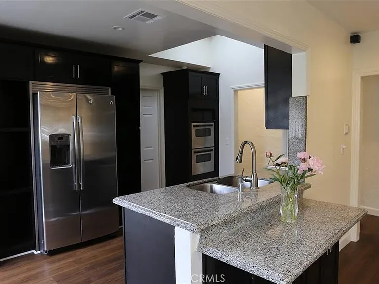 1323 N Cherokee Ave — Photo 5