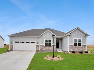 35165 Yahara Dr, Summit, WI 53066