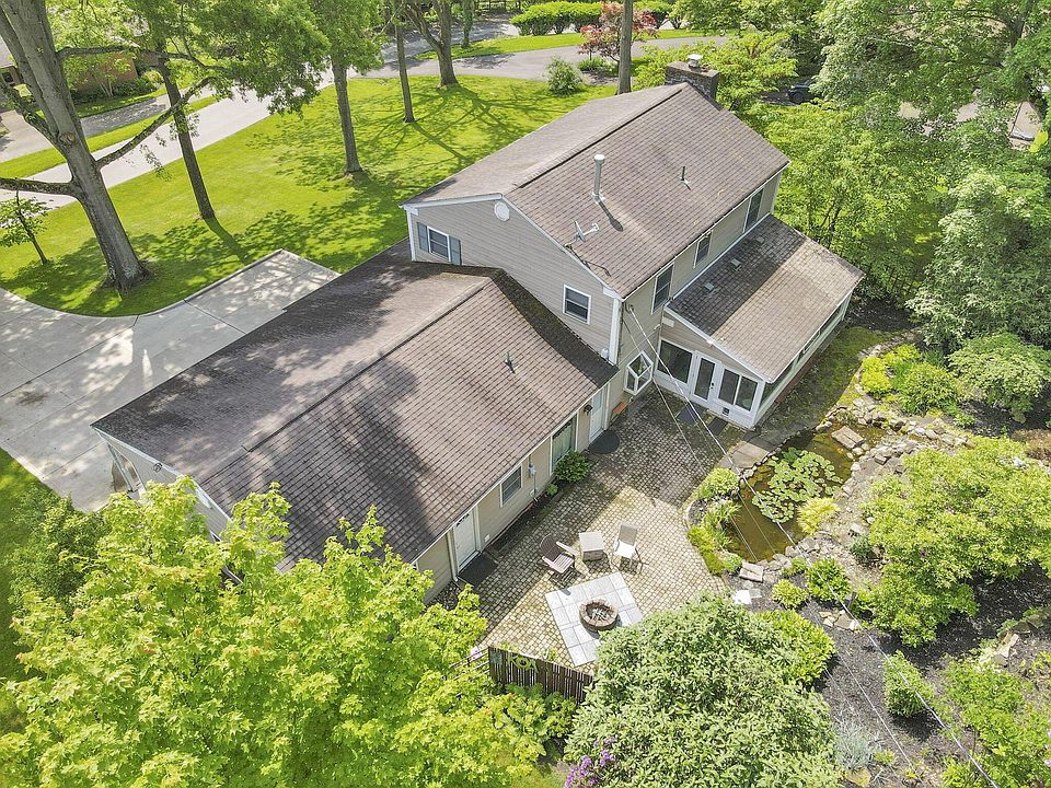 1st image of 735 Mount Parnassus Dr