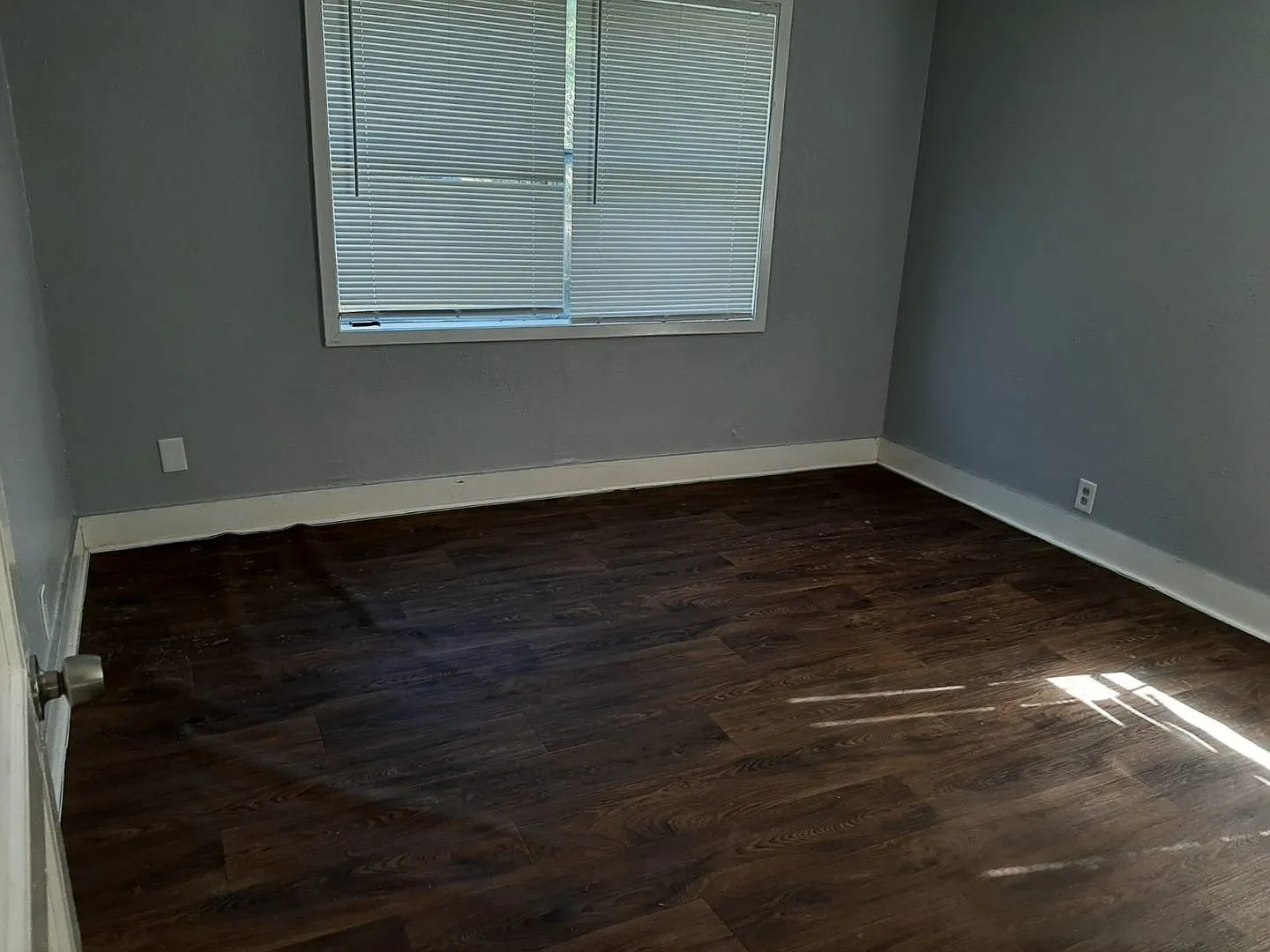 Rare Find Under $1,000! Spacious 3-Bedroom Home in Orange Only $995/Month — Photo 2