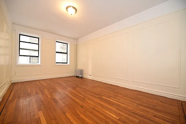 Rented by Keller Williams NYC | media 23