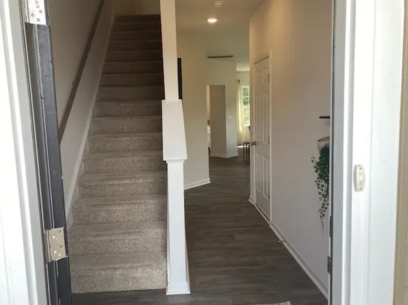 2320 Lily Dr, Haw River, NC 27258