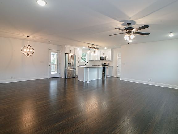 2nd image of 210 Slayden Cir