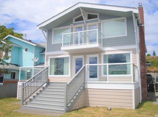 605 Shore Dr, Bremerton, WA 98310