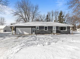 1350 Oneida St, Menasha, WI 54952