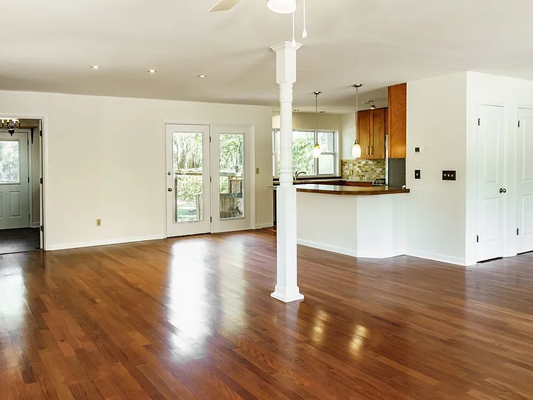 1606 Madrid Ave — Photo 19