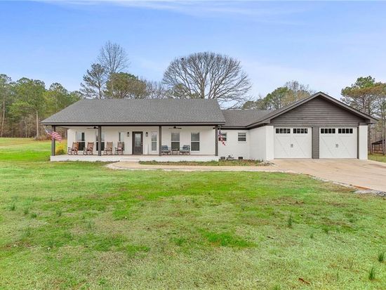 464 County Road 125, Roanoke, AL 36274