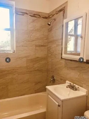 3 bed, 1.0 bath, 1000 sqft, $3,600 — Photo 4