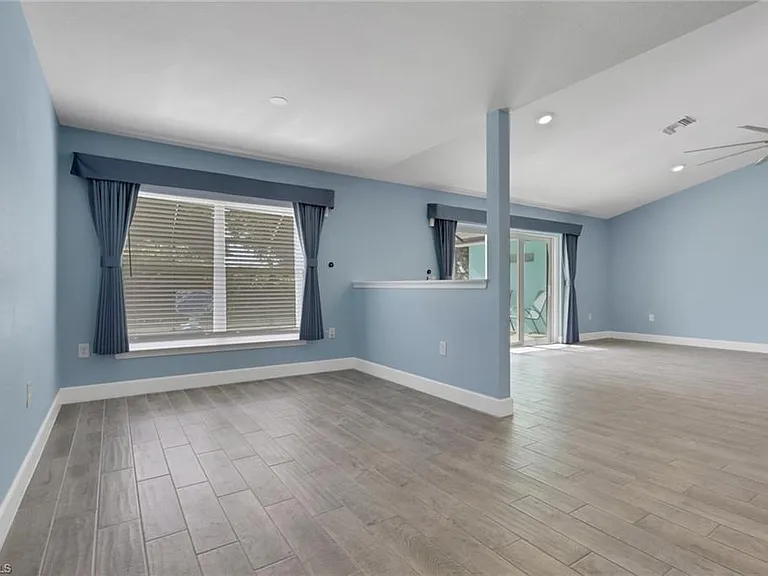 2248 Bonn Ct — Photo 12