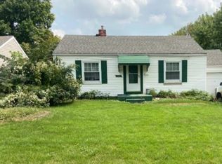 3166 La Vista Dr, Saint Ann, MO 63074