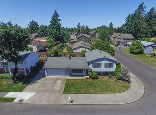 1333 NE 188th Pl, Portland, OR 97230