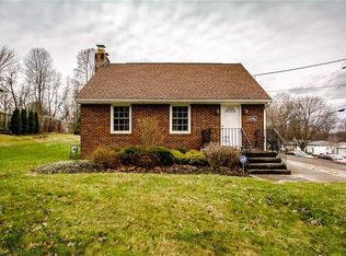 4306 Summit Rd, Barberton, OH 44203