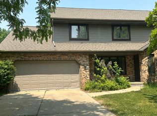 7032 Old Sauk Rd, Madison, WI 53717